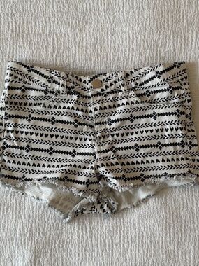 HM Black and White Print Cut-off Jean Shorts